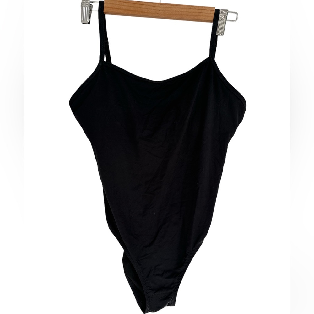 Shade & Shore Women’s one piece swimsuit